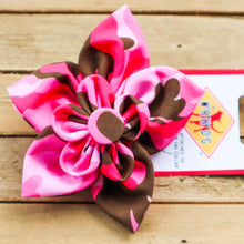 Load image into Gallery viewer, Pink Camo Collar Accessories - Flower and Bow Tie