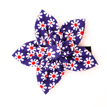 Load image into Gallery viewer, Patrioric Collar Flower Accessory