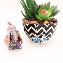 Load image into Gallery viewer, Glitter Paw Earrings