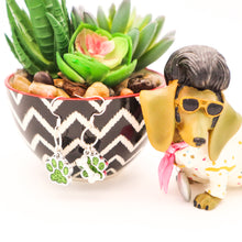 Load image into Gallery viewer, Glitter Paw Earrings