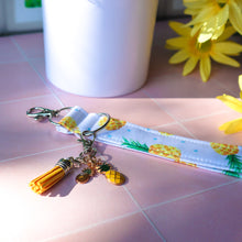 Load image into Gallery viewer, Charms - Pineapples