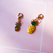 Load image into Gallery viewer, Charms - Pineapples
