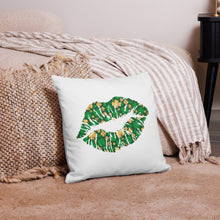 Load image into Gallery viewer, Kiss Me I'm Irish Two-Side Printed Premium Pillow Cover