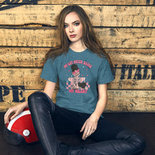 Load image into Gallery viewer, My Cat Never Broke My Heart Unisex t-shirt
