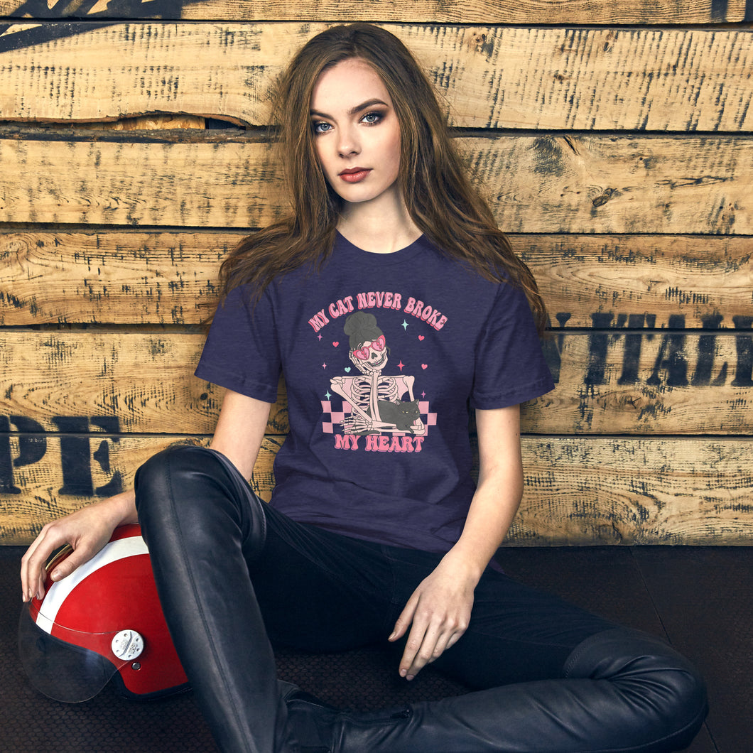 My Cat Never Broke My Heart Unisex t-shirt