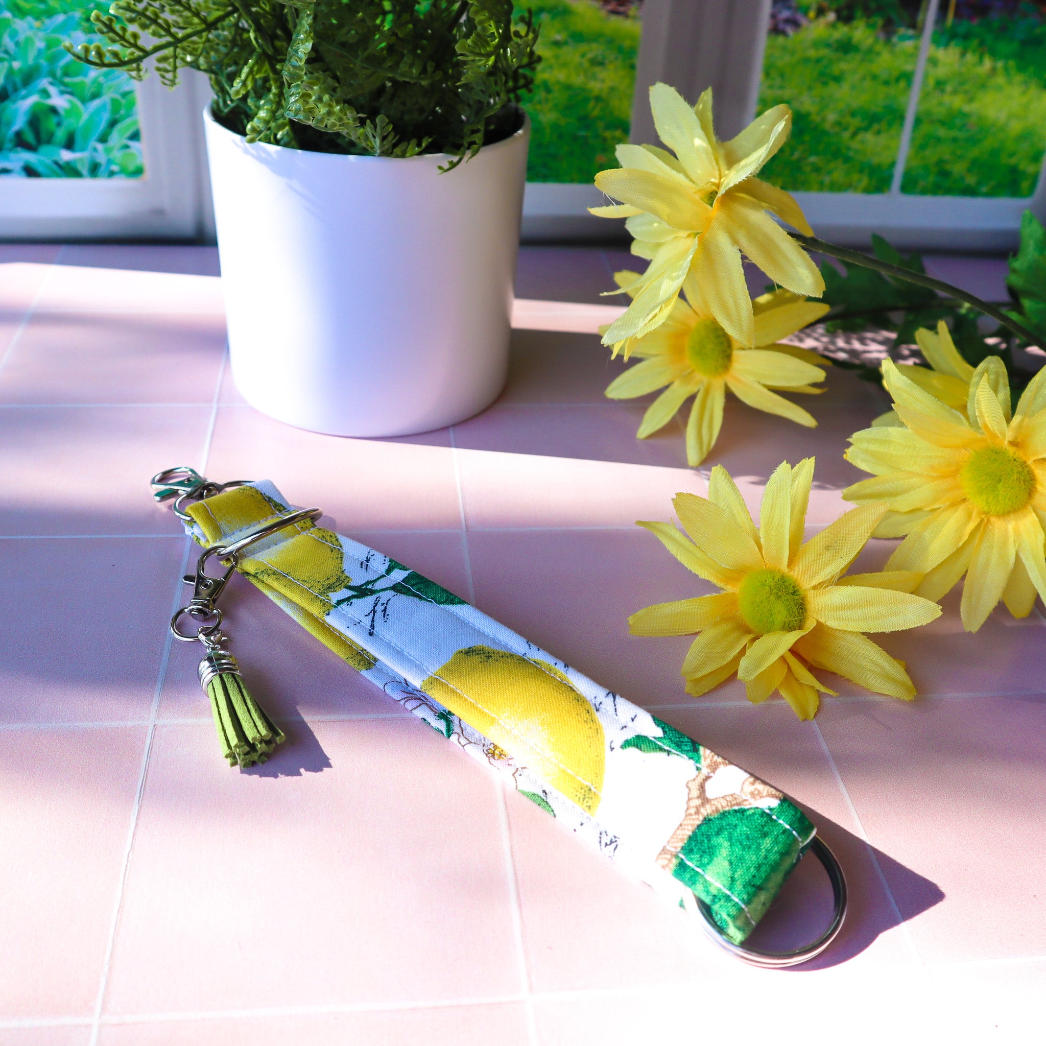 Charmable Charmable Wristlet Keychain - Lemon Squeezy – Kimmi Jo Shop